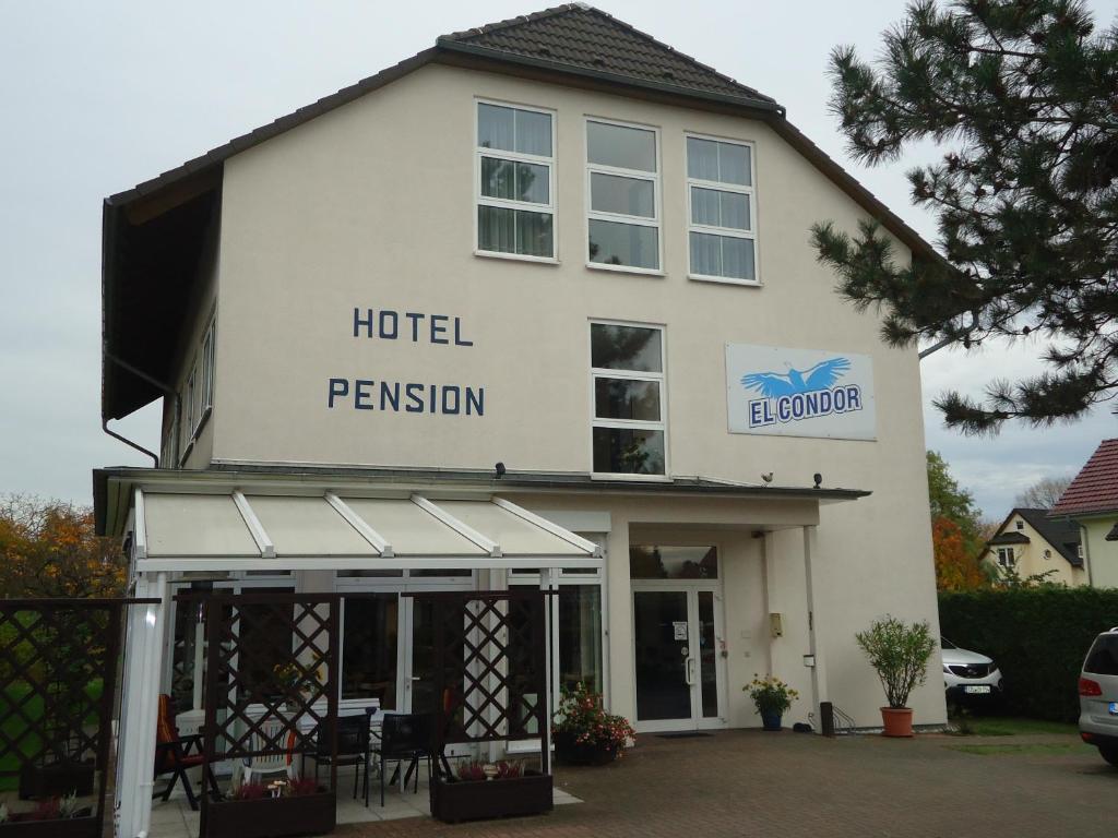 Hotel EL CONDOR